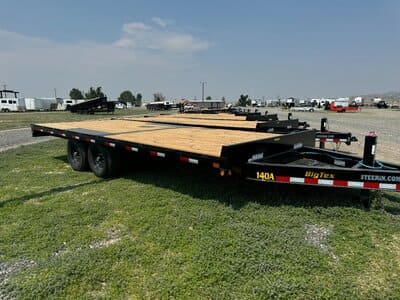 mid-deckover Living quarter horse trailer